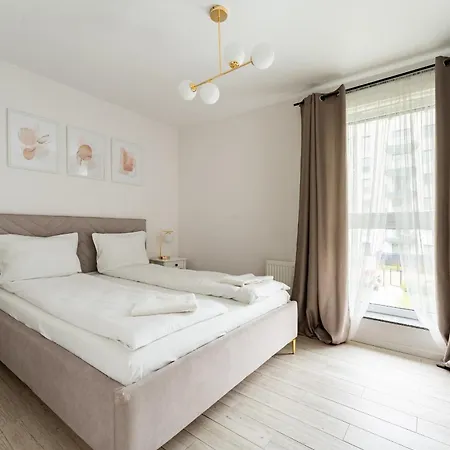 Marina Modern By Bookinghost Apartment *
